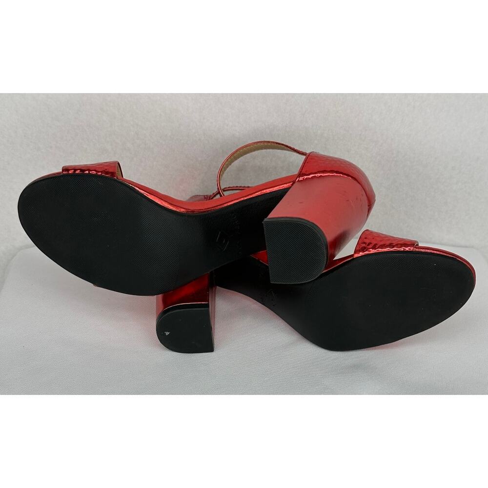 Katy Perry The Liz Red Hammered Emboss Shiny Ankle Strap Sandals 7M - Picture 7 of 8